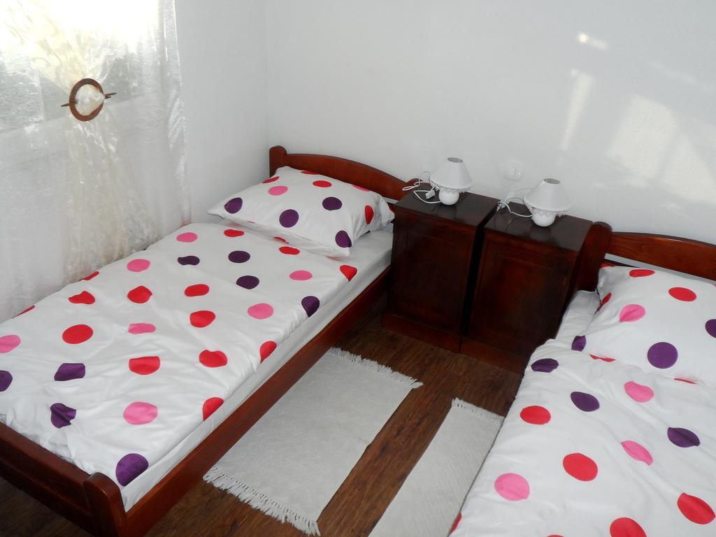 Apartments Jurasic Ogulin Εξωτερικό φωτογραφία
