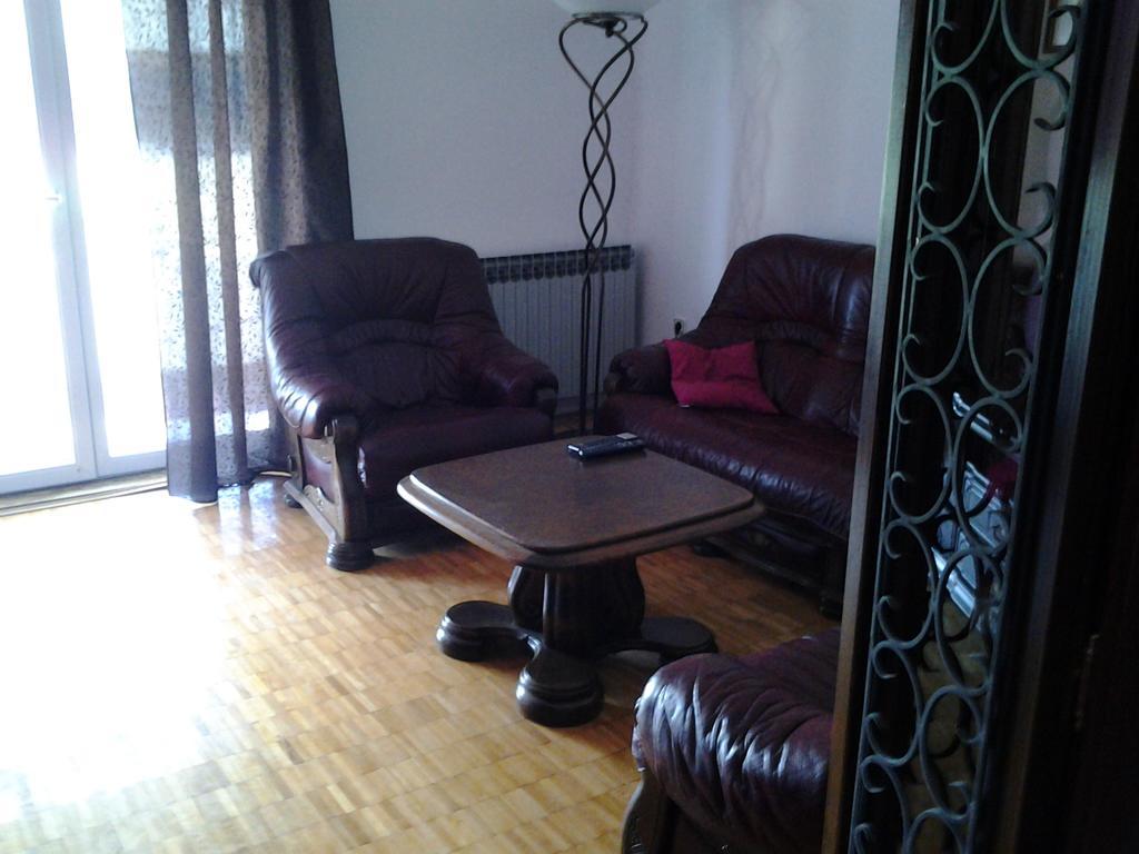 Apartments Jurasic Ogulin Εξωτερικό φωτογραφία